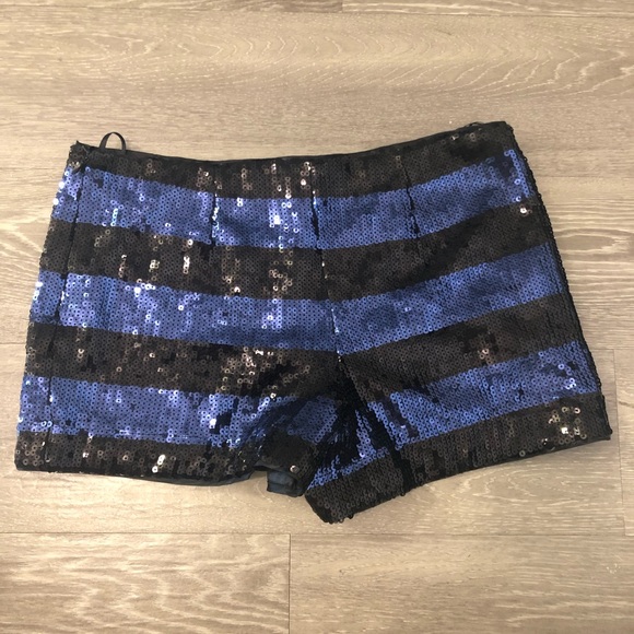 Sequin shorts - Picture 2 of 2
